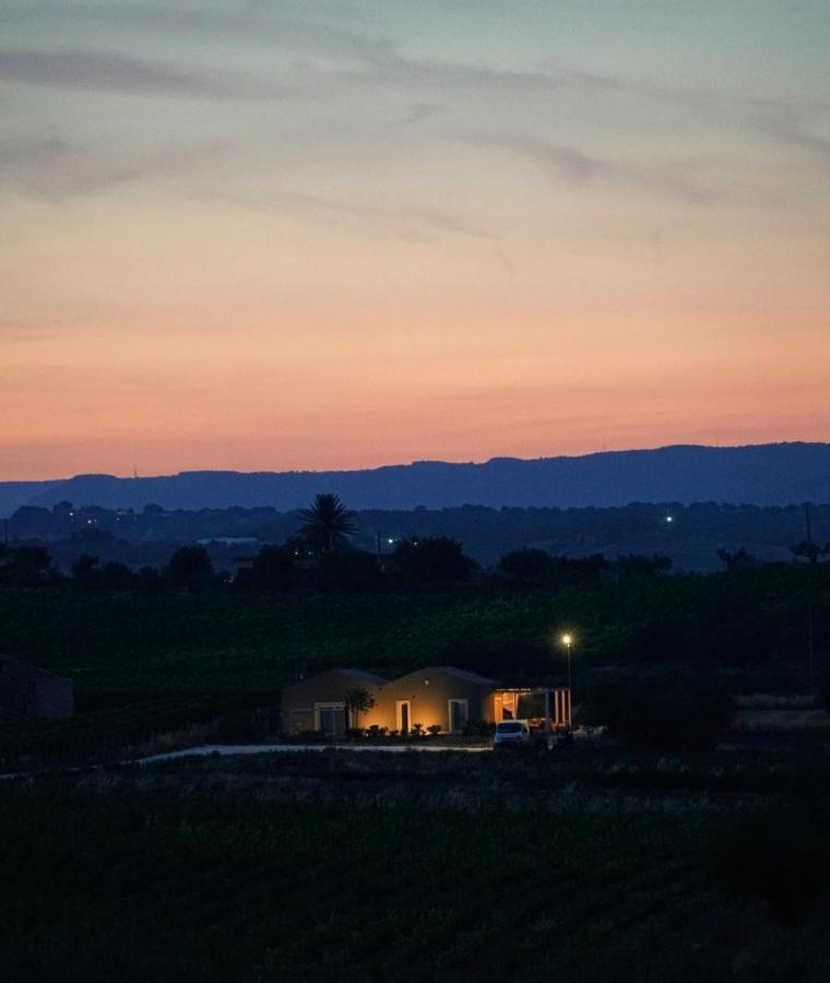 Cozzo Del Parroco - Ospitalita Tra I Vigneti Villa Granelli Exterior foto